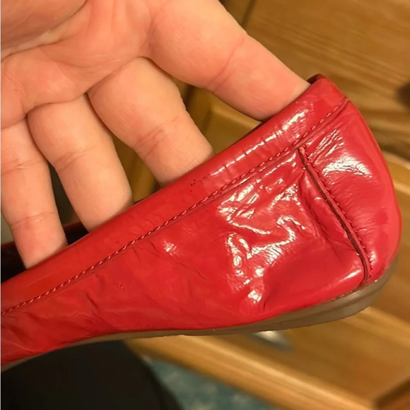 COACH PATENT LEATHER FLATS - Picture 4 of 6